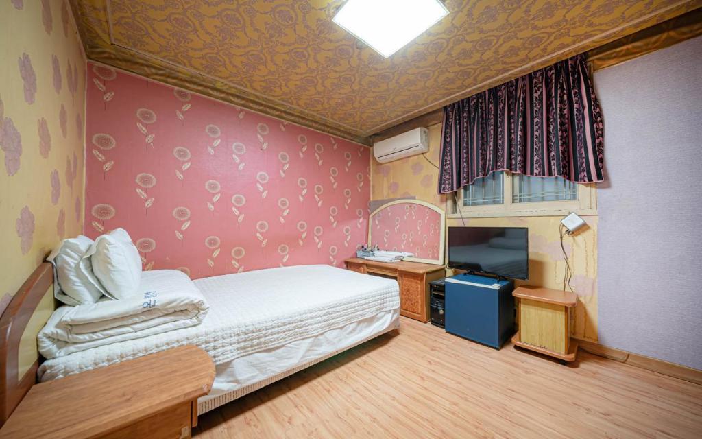 Goodstay Dongrae Oncheon Hotel 12/32