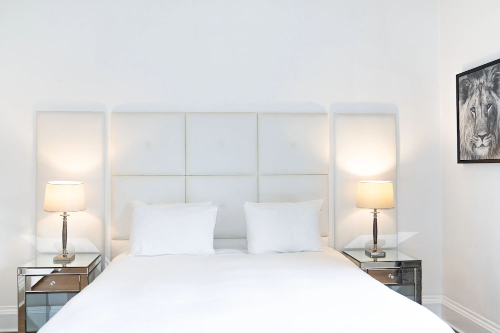 Hanover 71 Suites 16/39