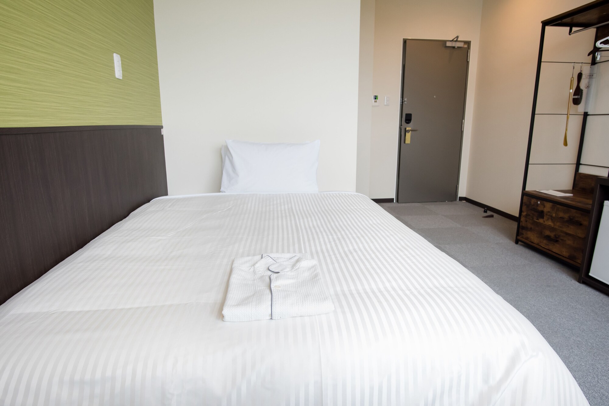 SUPERIOR, DOUBLE BED, SMOKING
