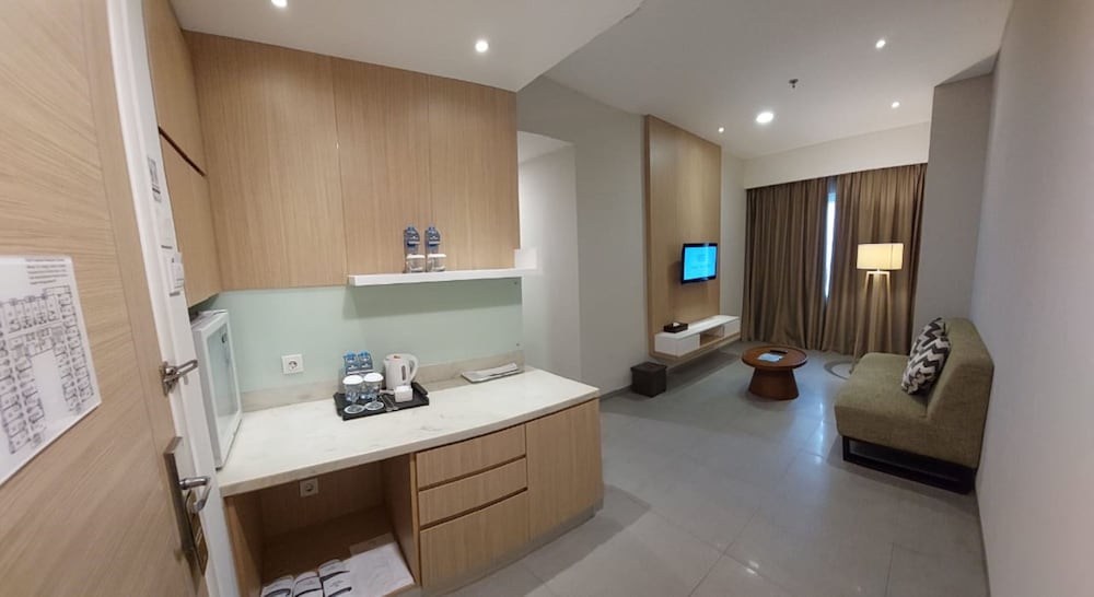 Hotel Santika Mega City Bekasi 49/49