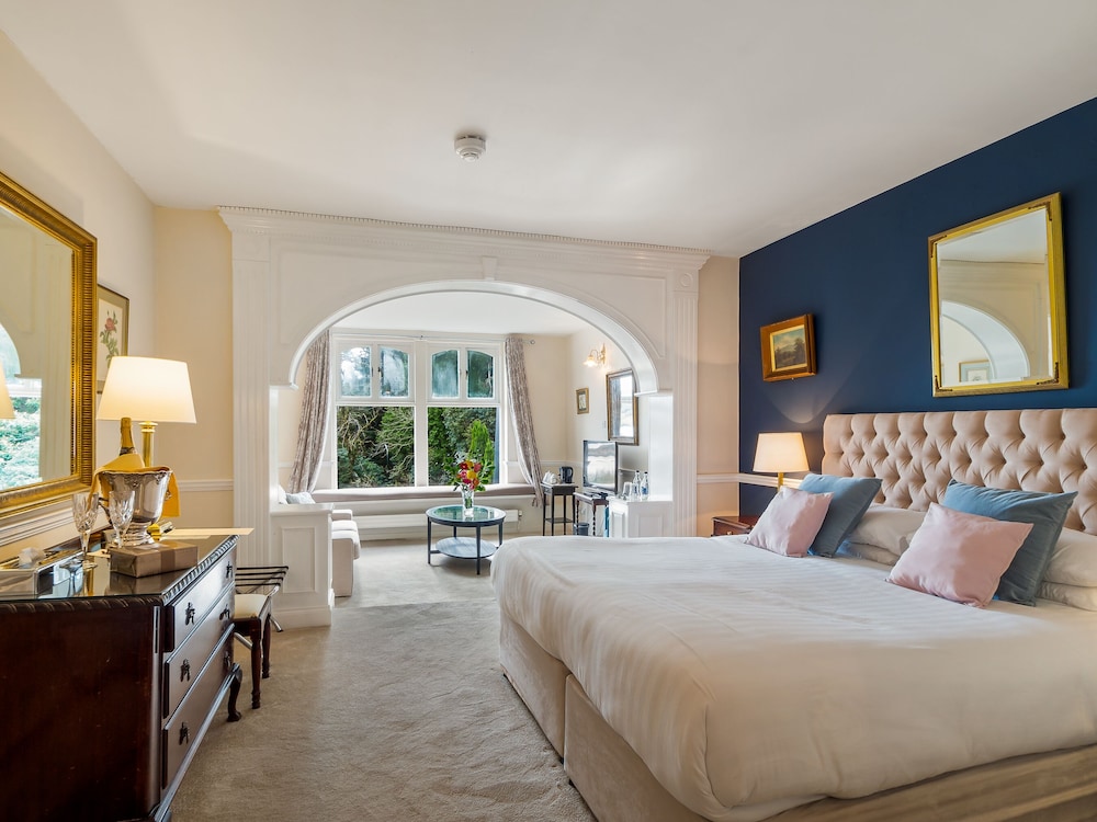 JUNIOR SUITE, KING BED, GARDEN VIEW, GROUND FLOOR