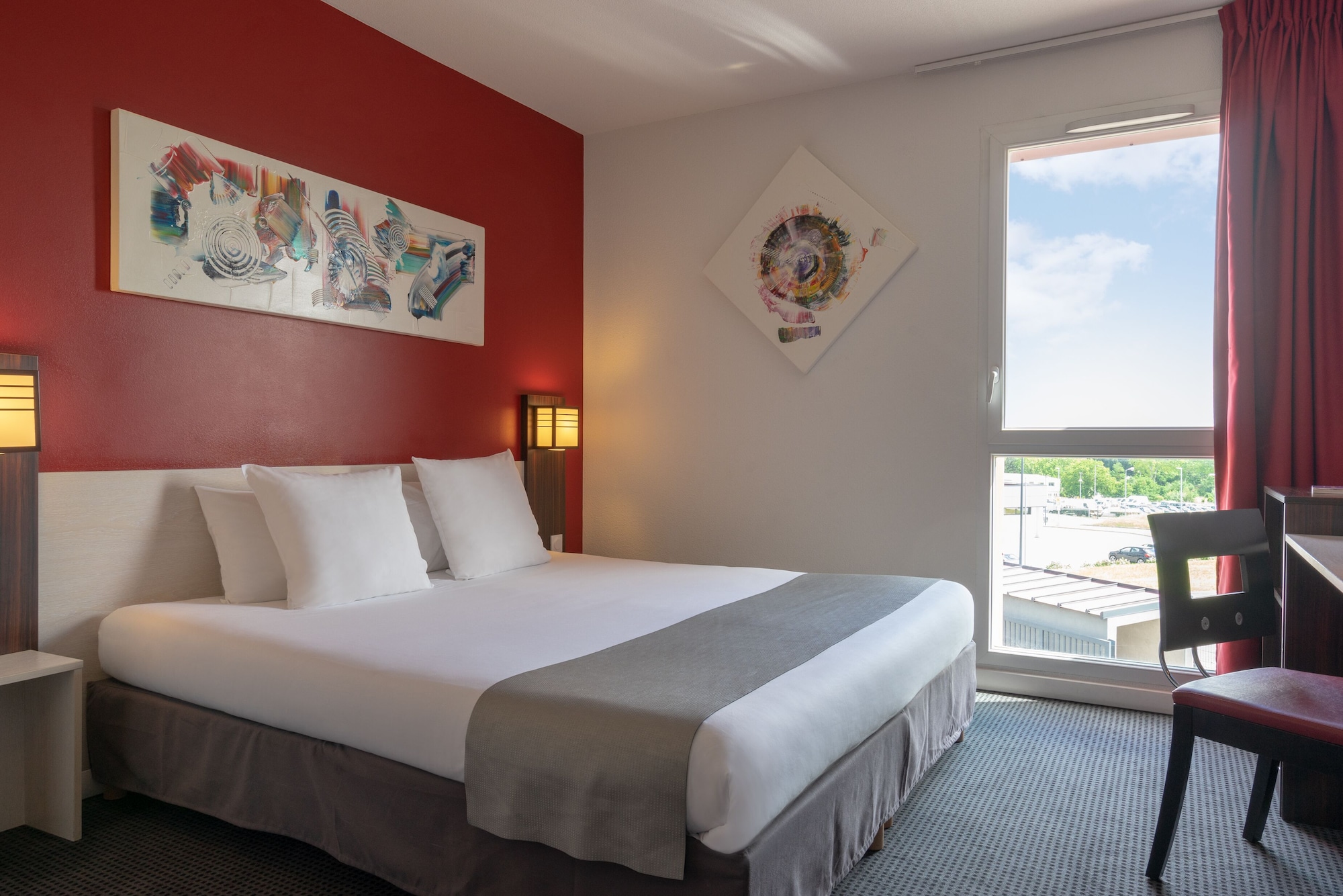 ROOM, DOUBLE BED
