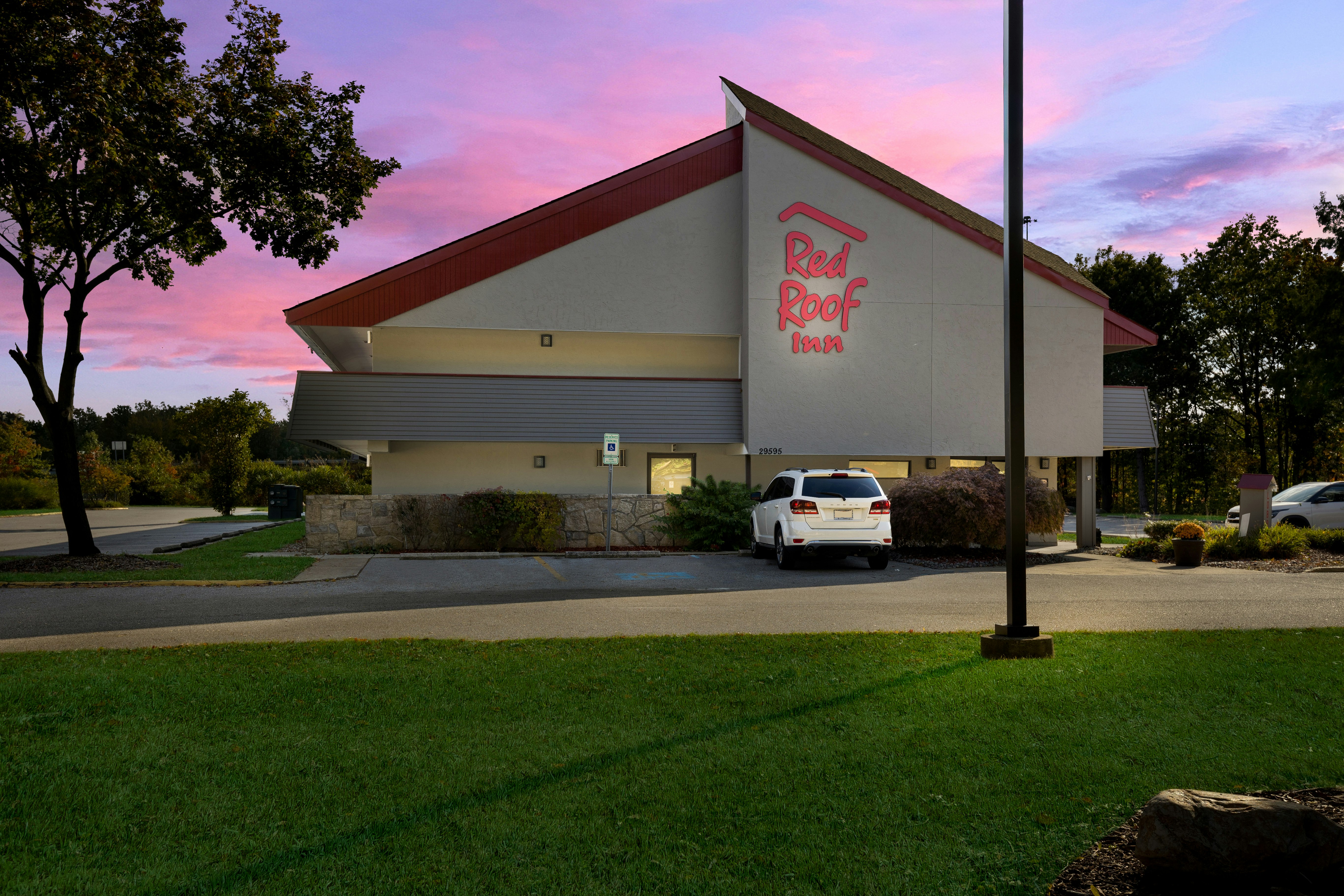Red Roof Inn Cleveland - Westlake 3/35