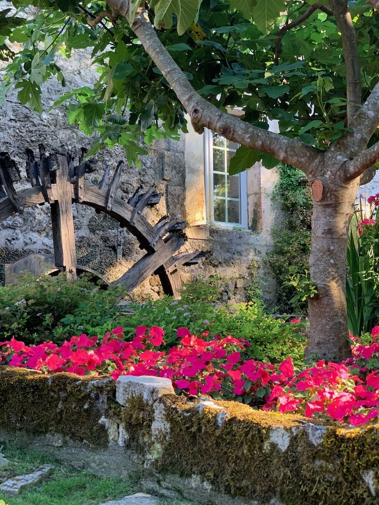 LE MOULIN DU ROC 63/67