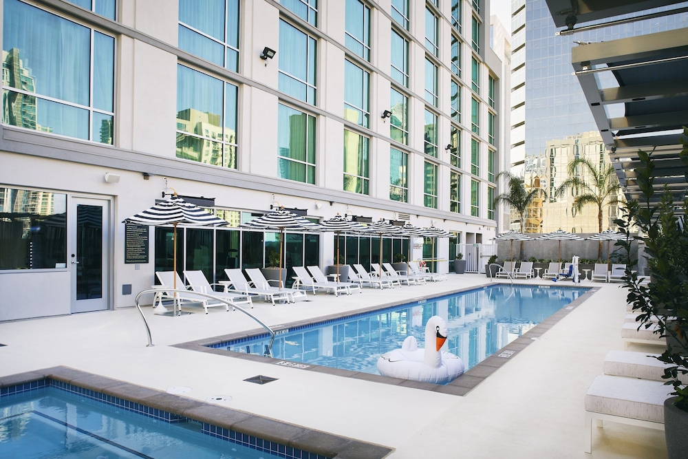 Carte Hotel San Diego Downtown Curio Collection By Hilton 5/87