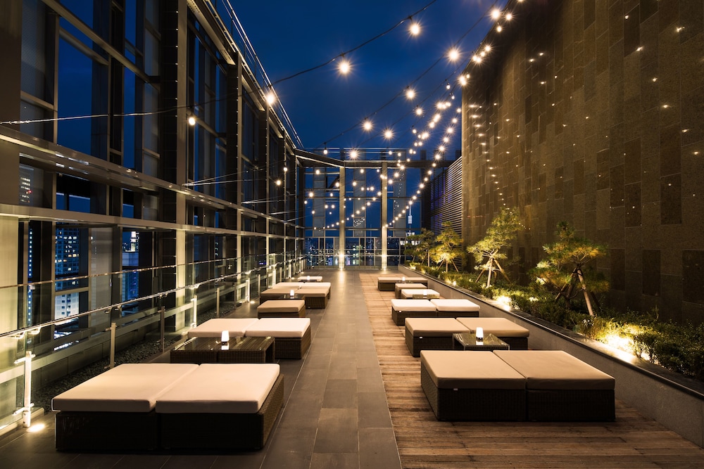Novotel Ambassador Seoul Dongdaemun Hotels and Residences 72/75