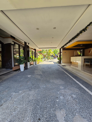 Hotel Ikhtiar Surya 8/11