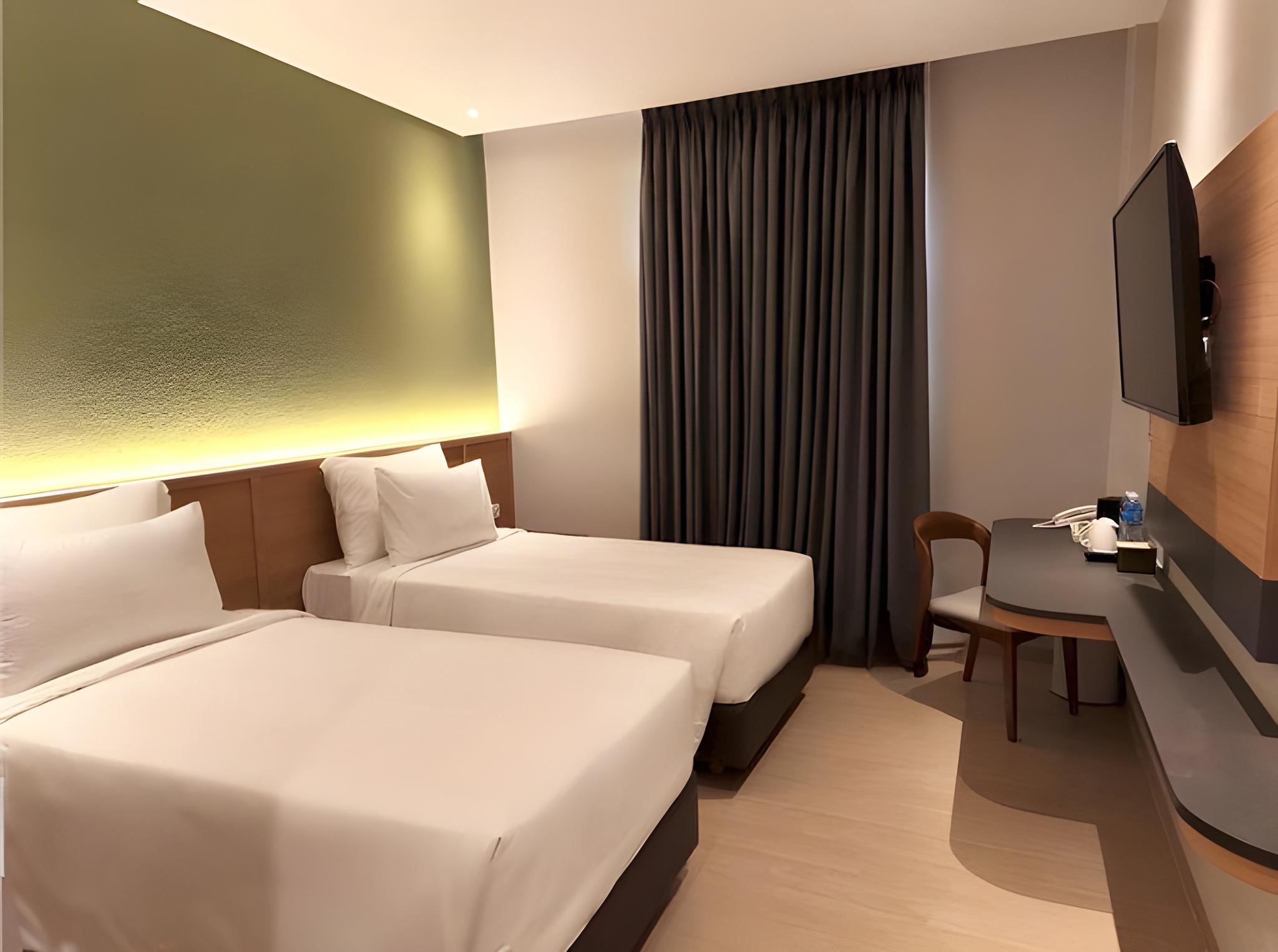 Deluxe, Twin Beds