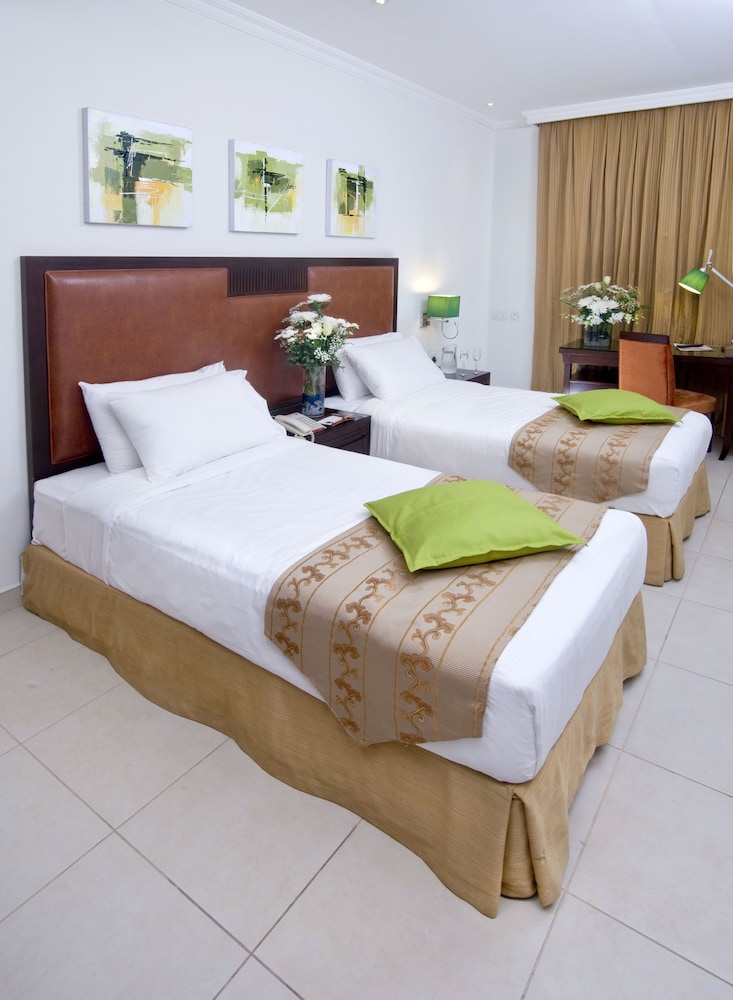 Corp Executive Hotel Doha Suites 13/50