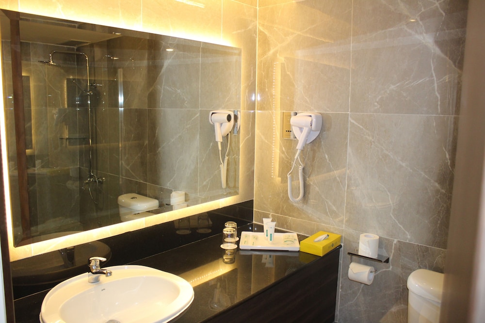 Batam View Beach Resort 68/68