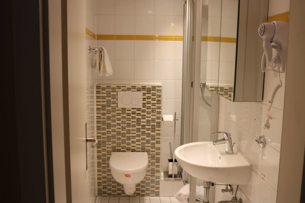 Hotel Paris 41/44