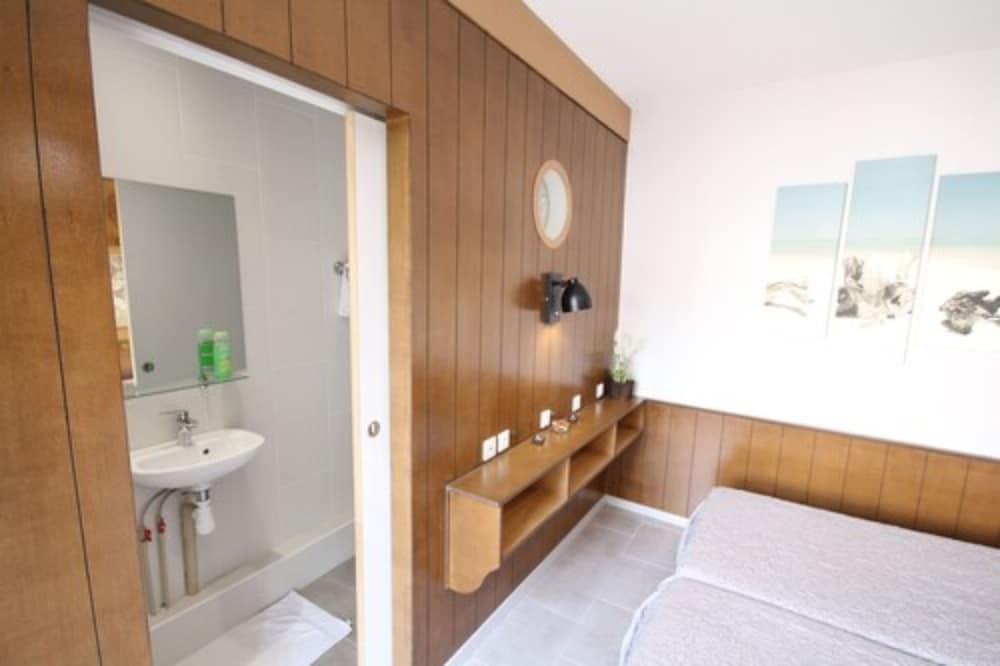 Hotel Rachel 36/41