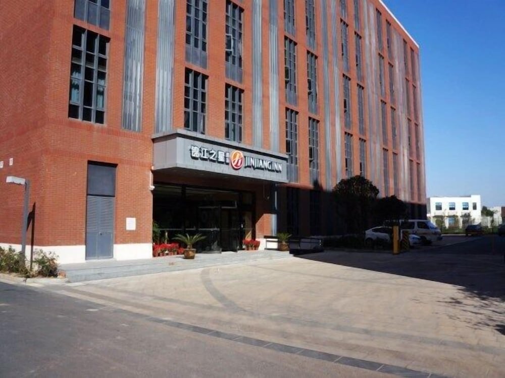 Jinjiang Inn Select Shanghai Chuansha Metro Station Tourism Resort 18/19