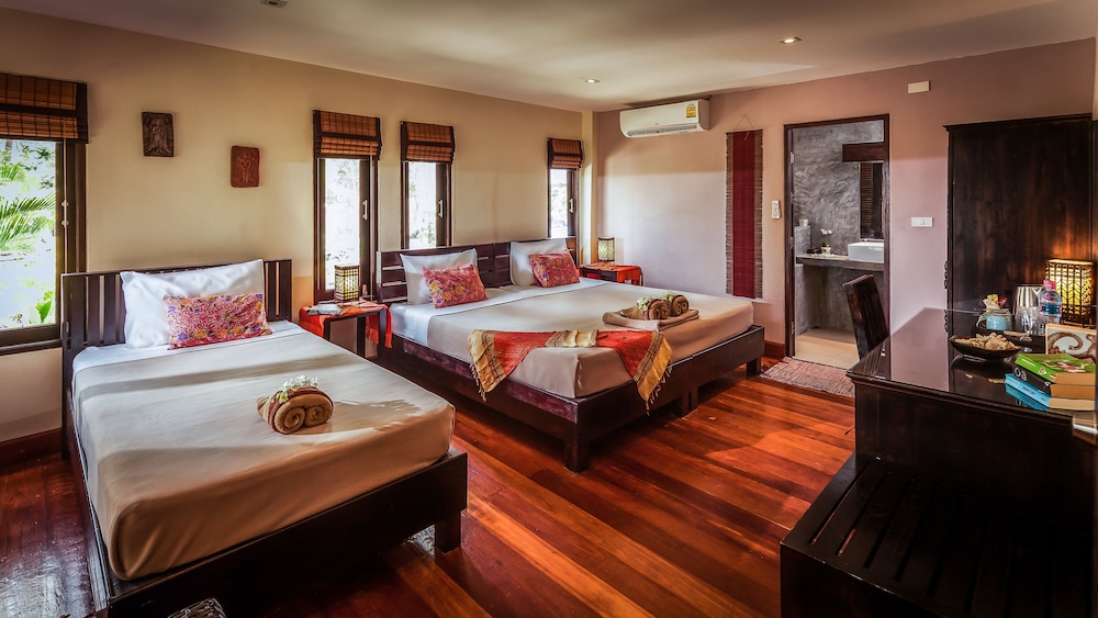 Baan Manali Resort 32/72