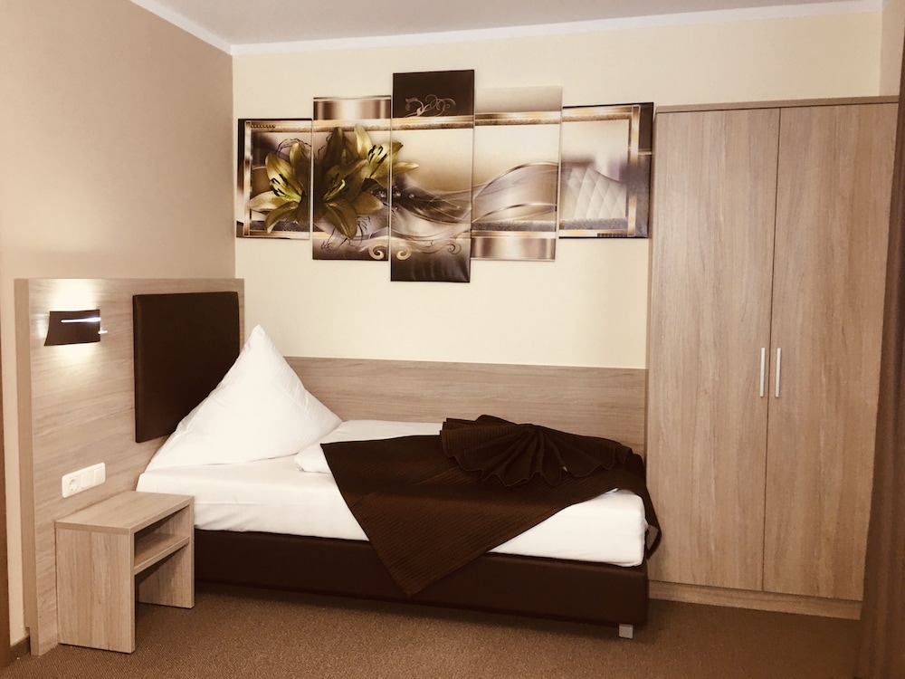 Hotel Glinde 13/42