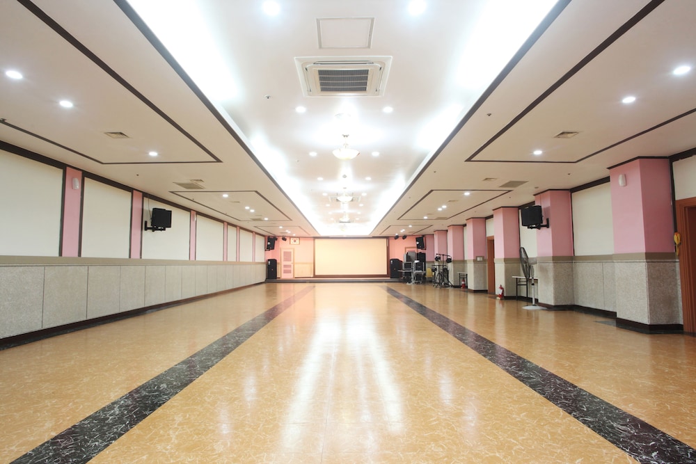 Jeju Tovice Condo Family 12/50