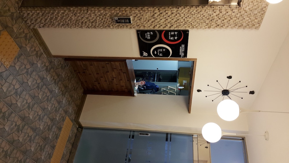 Ara Hotel 6/50