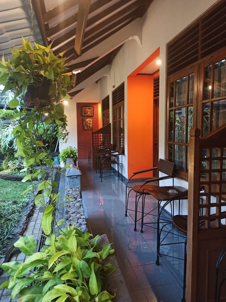Kusuma Syariah Hotel Yogyakarta 1/40