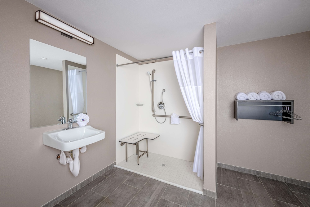 Motel6 Euless, TX - Dallas 27/28