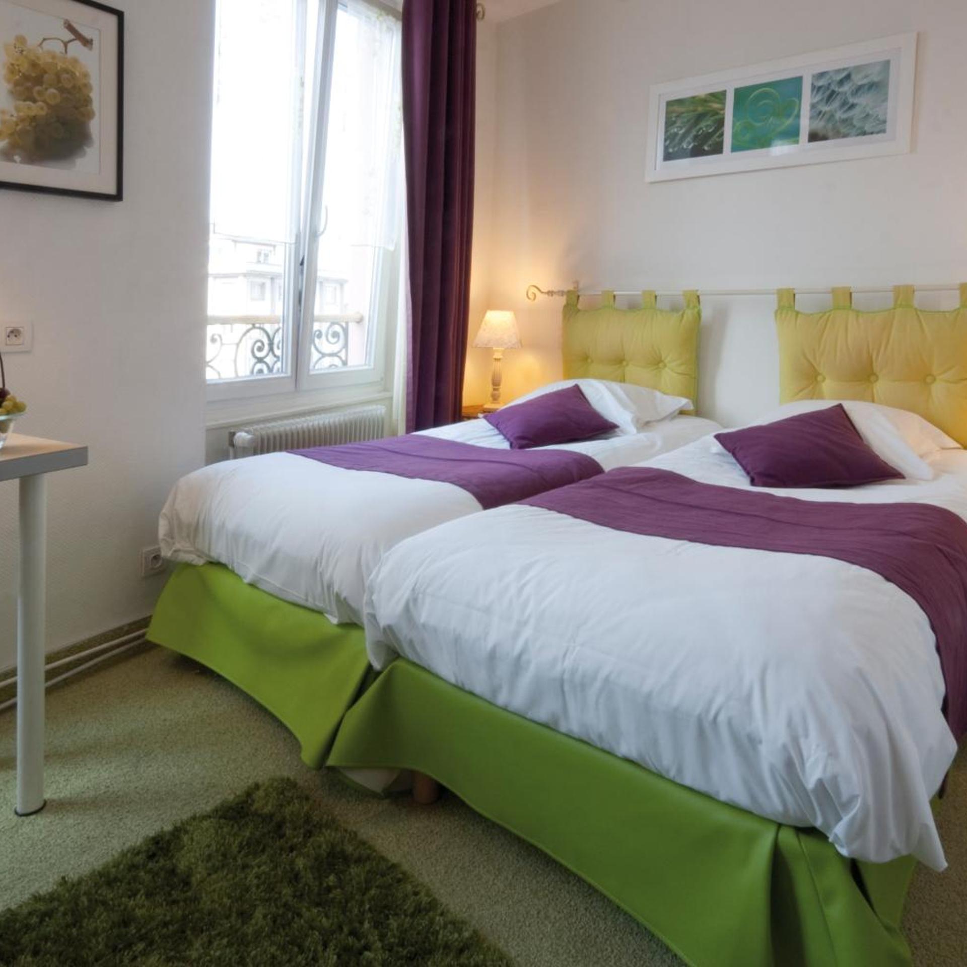 Room, Twin Beds, LE KLEBER 3/5