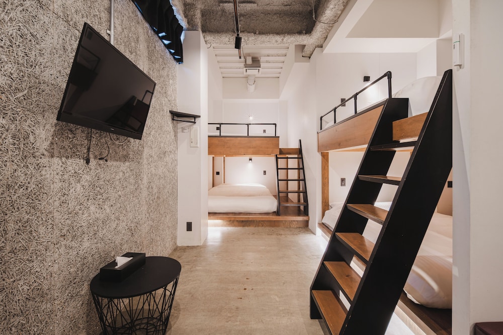 Mizuka Daimyo 4 - Unmanned Hotel 40/44