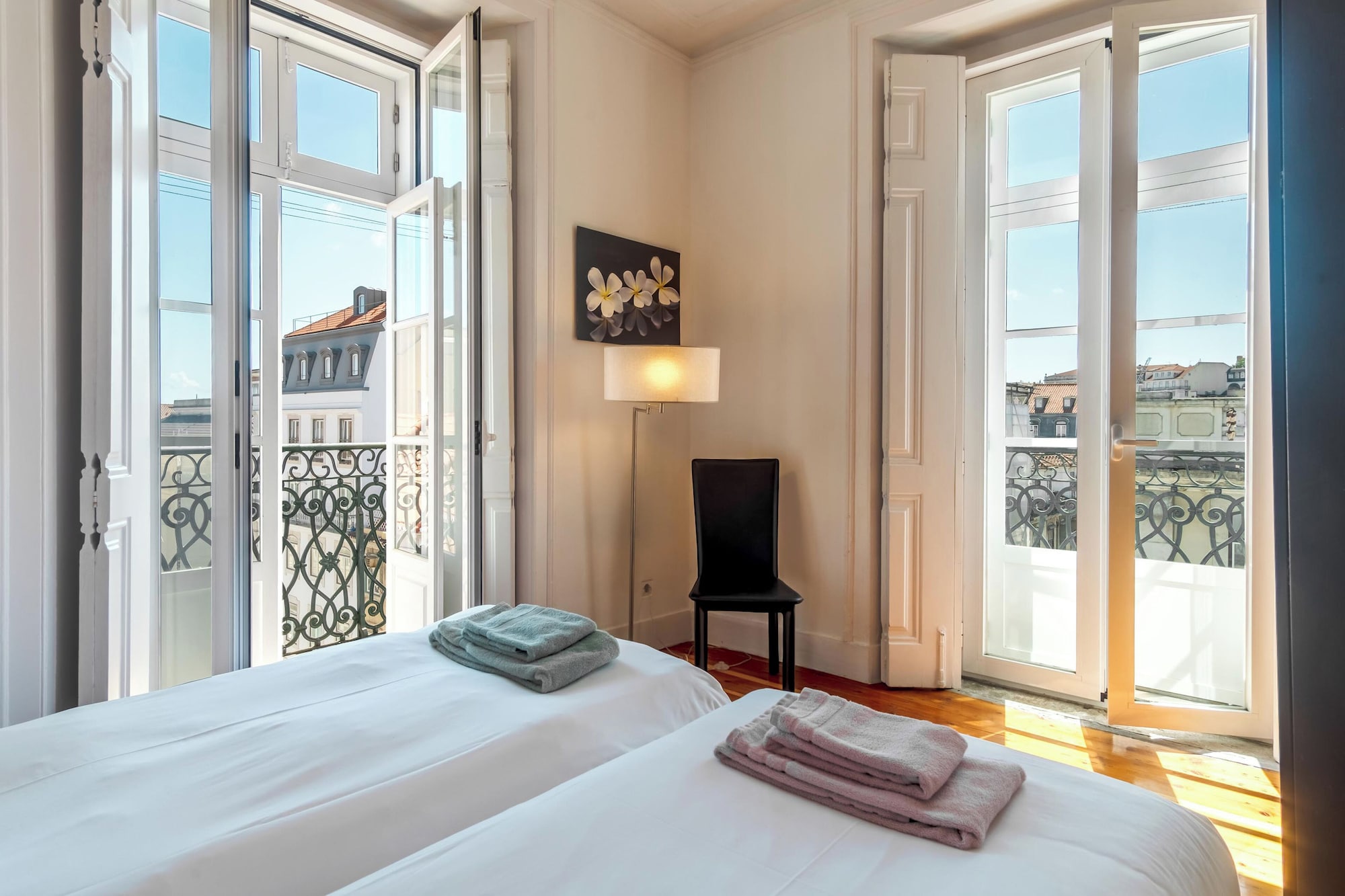 3 BEDROOMS, APARTMENT