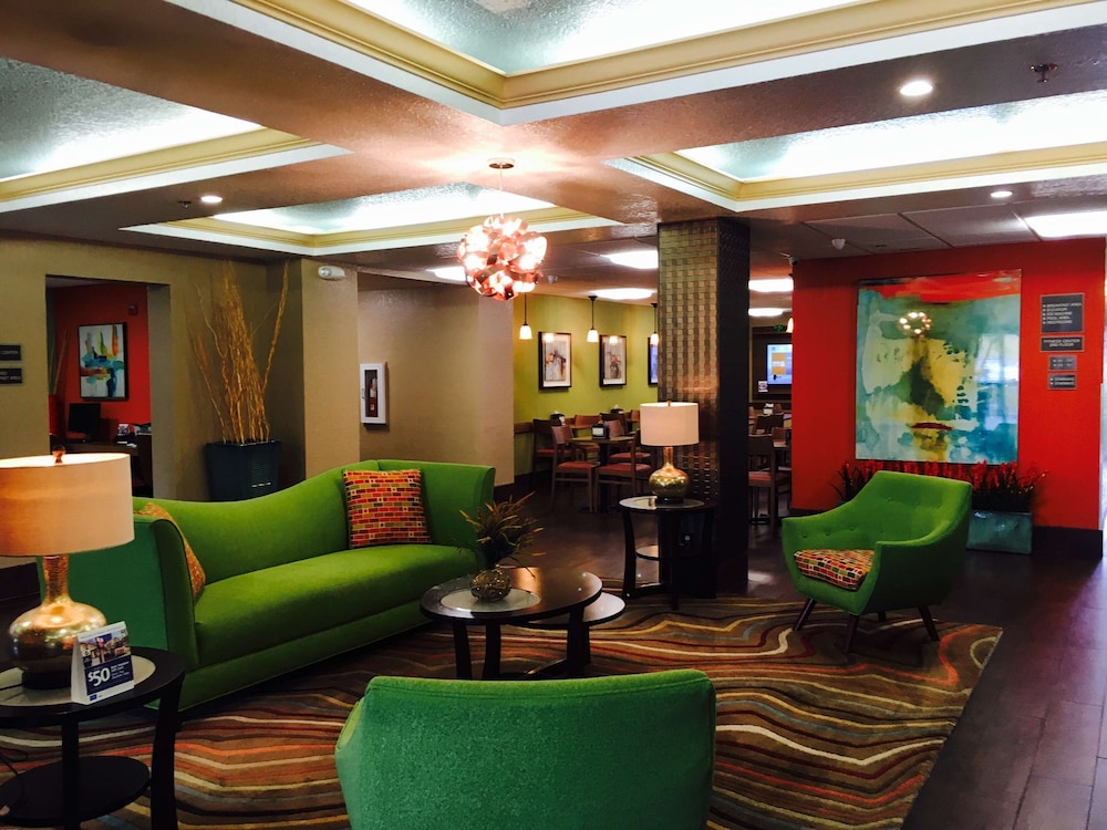 Best Western Plus Universal Inn 30/46