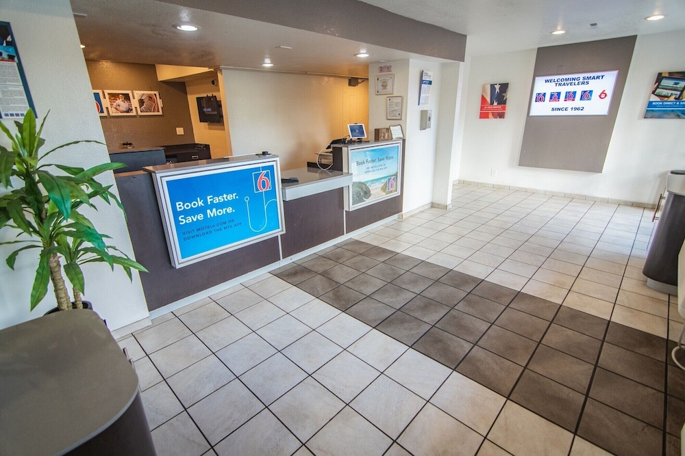 Motel6 Kissimmee, FL - Orlando 11/64