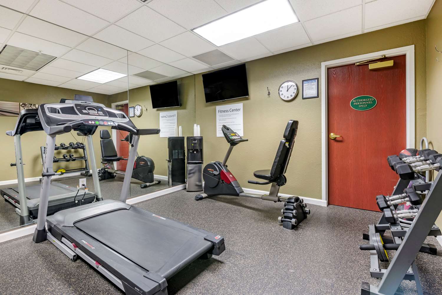 Quality Inn Zephyrhills-Dade City 5/17