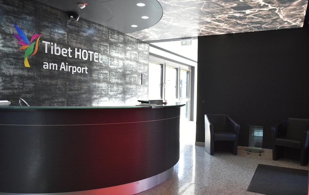 Tibet Hotel am Airport 13/48