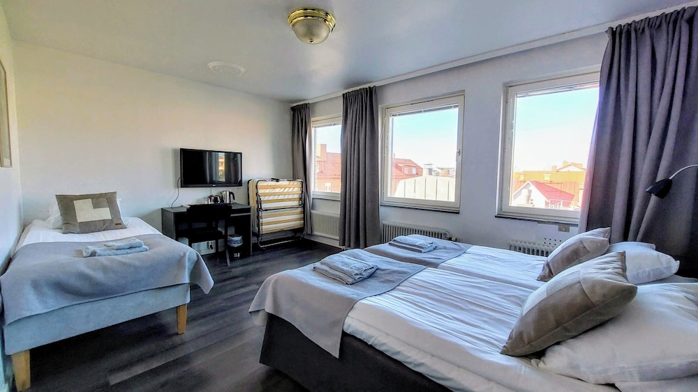 Hotel Bishops Arms Mora 13/44