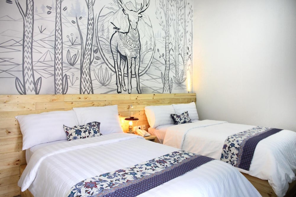 Omah Njonja Bed & Brasserie 11/63