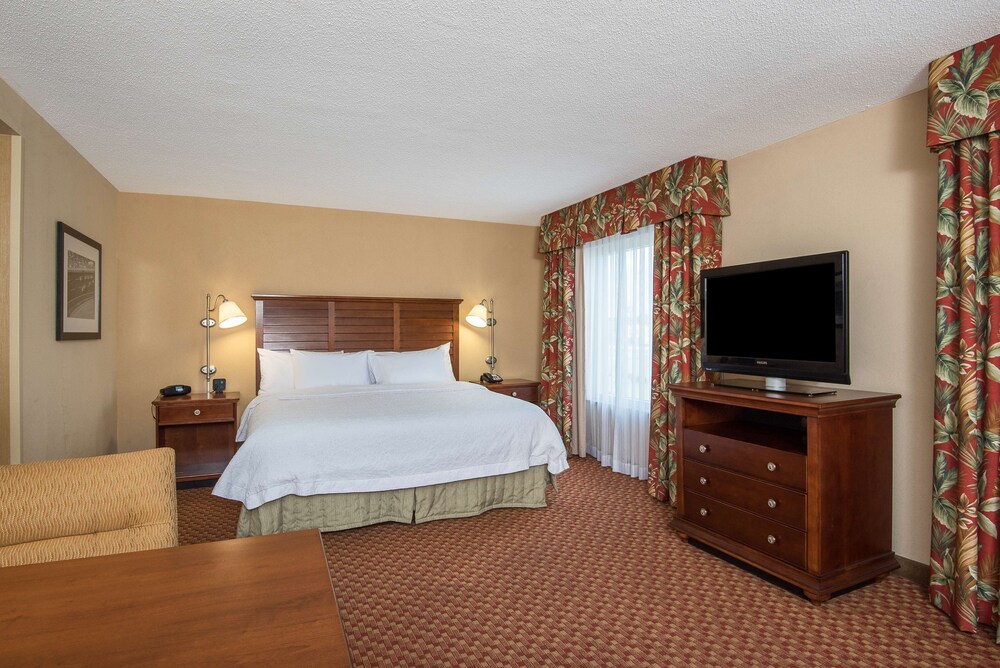 Hampton Inn And Suites Florence North I 95 Sc 14/48