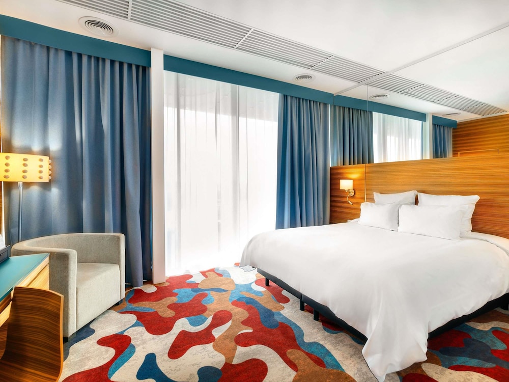 Mercure Tallinn 12/50