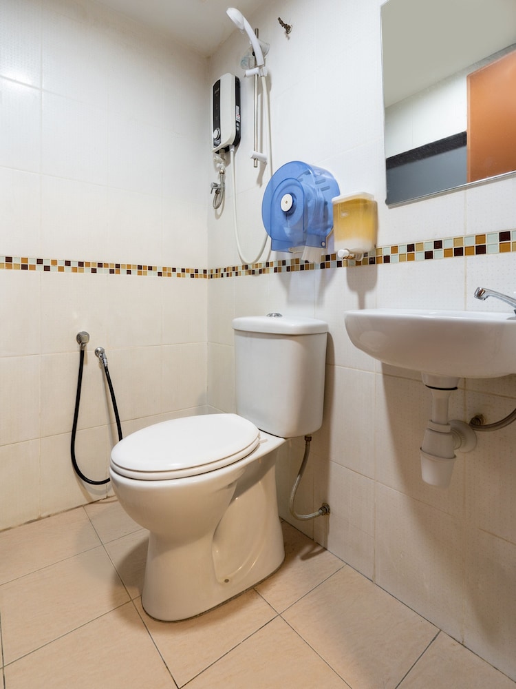 OYO 89717 Budget Star Hotel 29/32