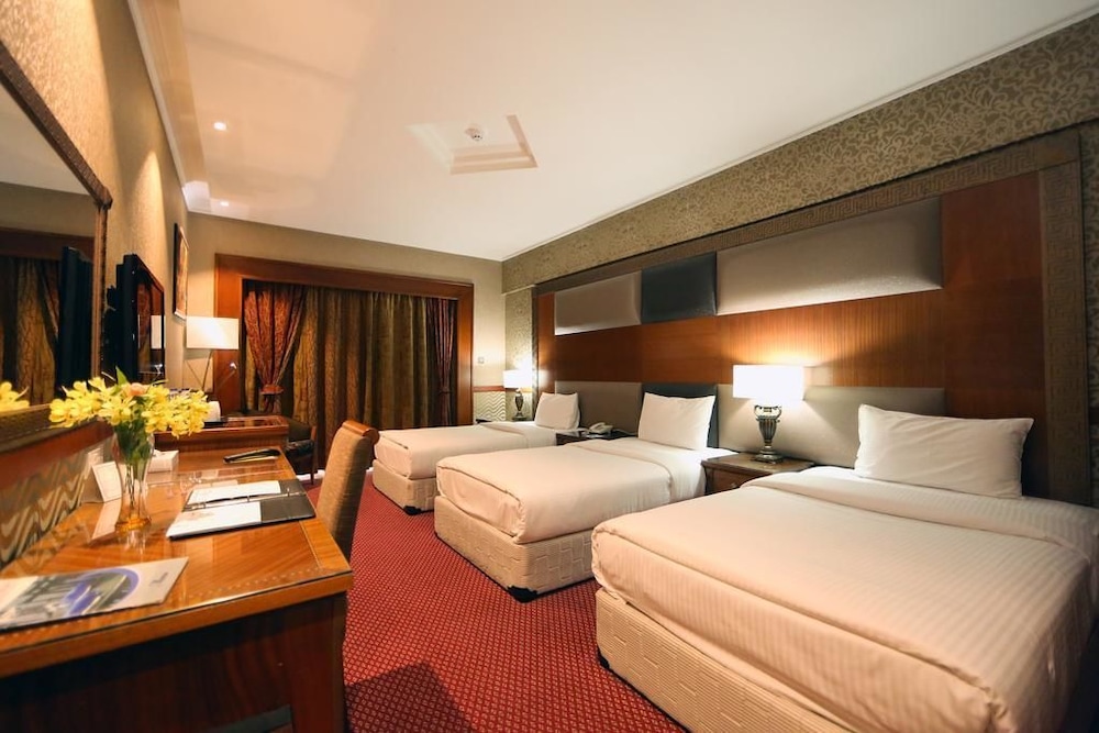 GSS Avenue Hotel 12/39