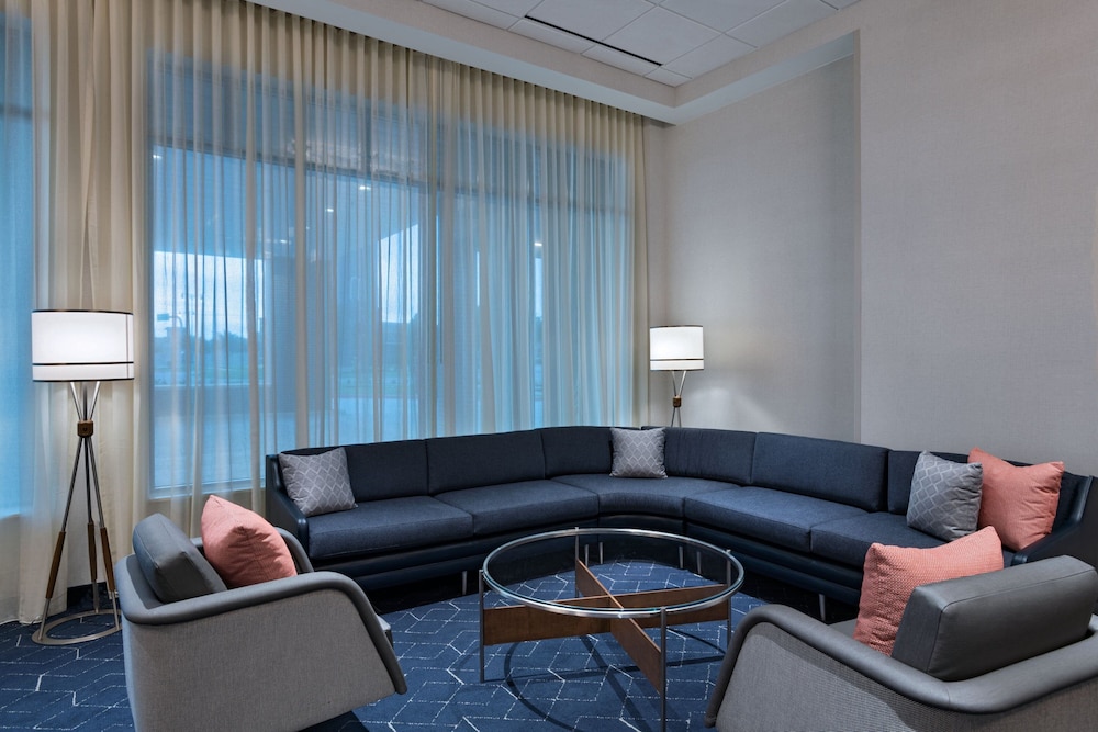 Courtyard By Marriott Dallas Frisco 12/27