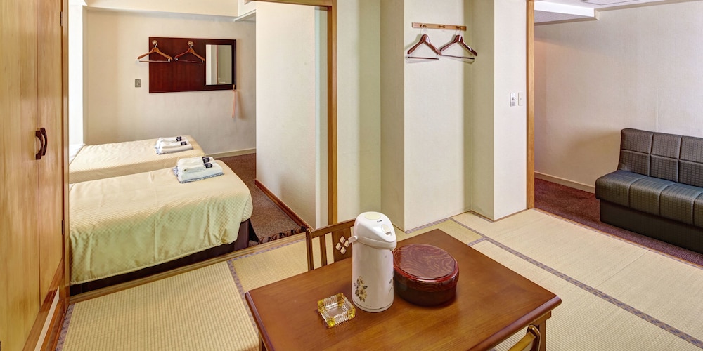 Okinawa Sun Plaza Hotel 34/53