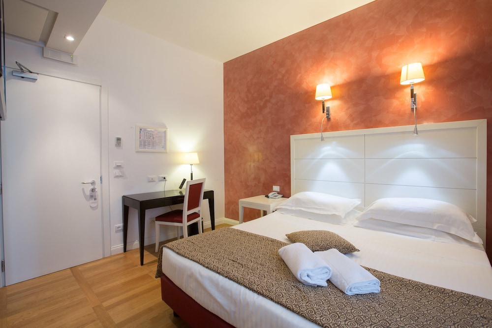 SUPERIOR, TWIN BEDS