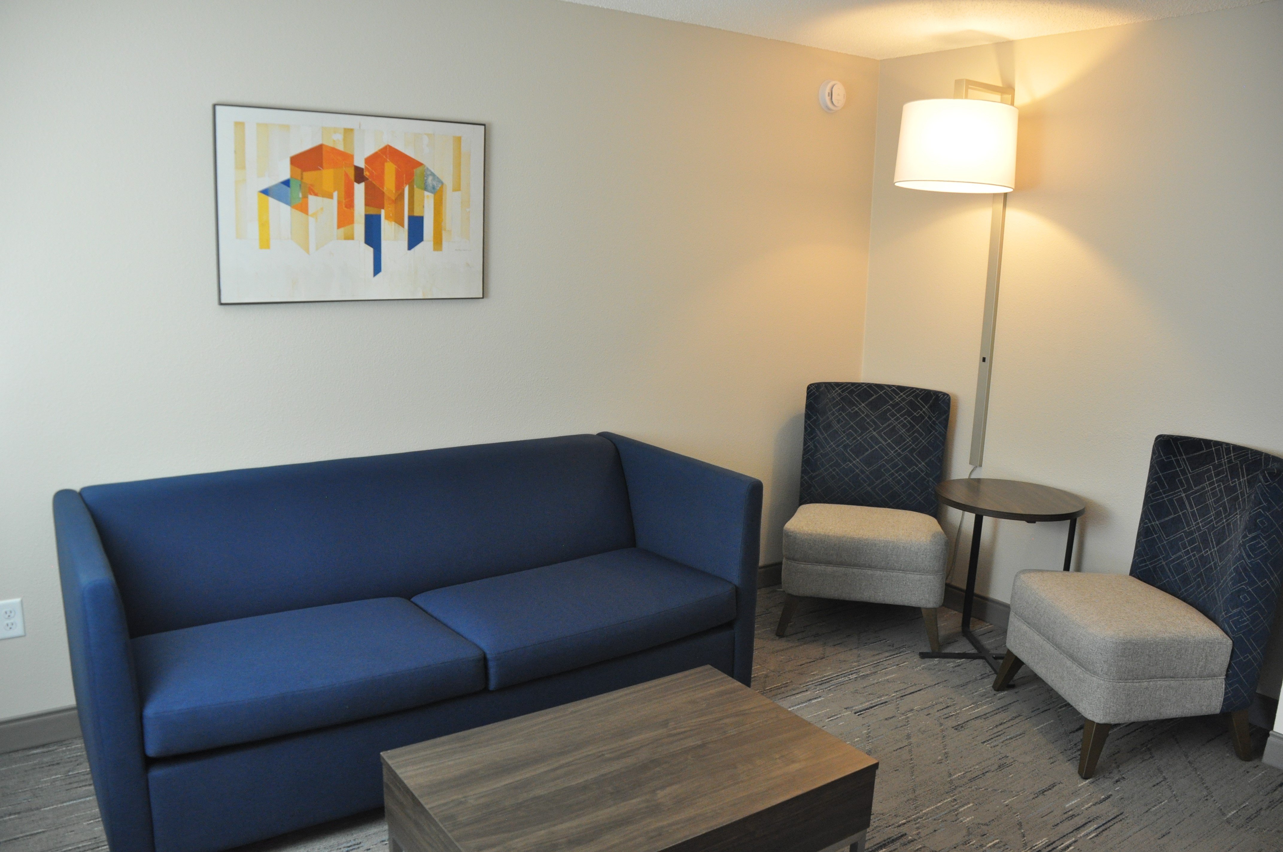 Holiday Inn Express St. Croix Valley 50/76