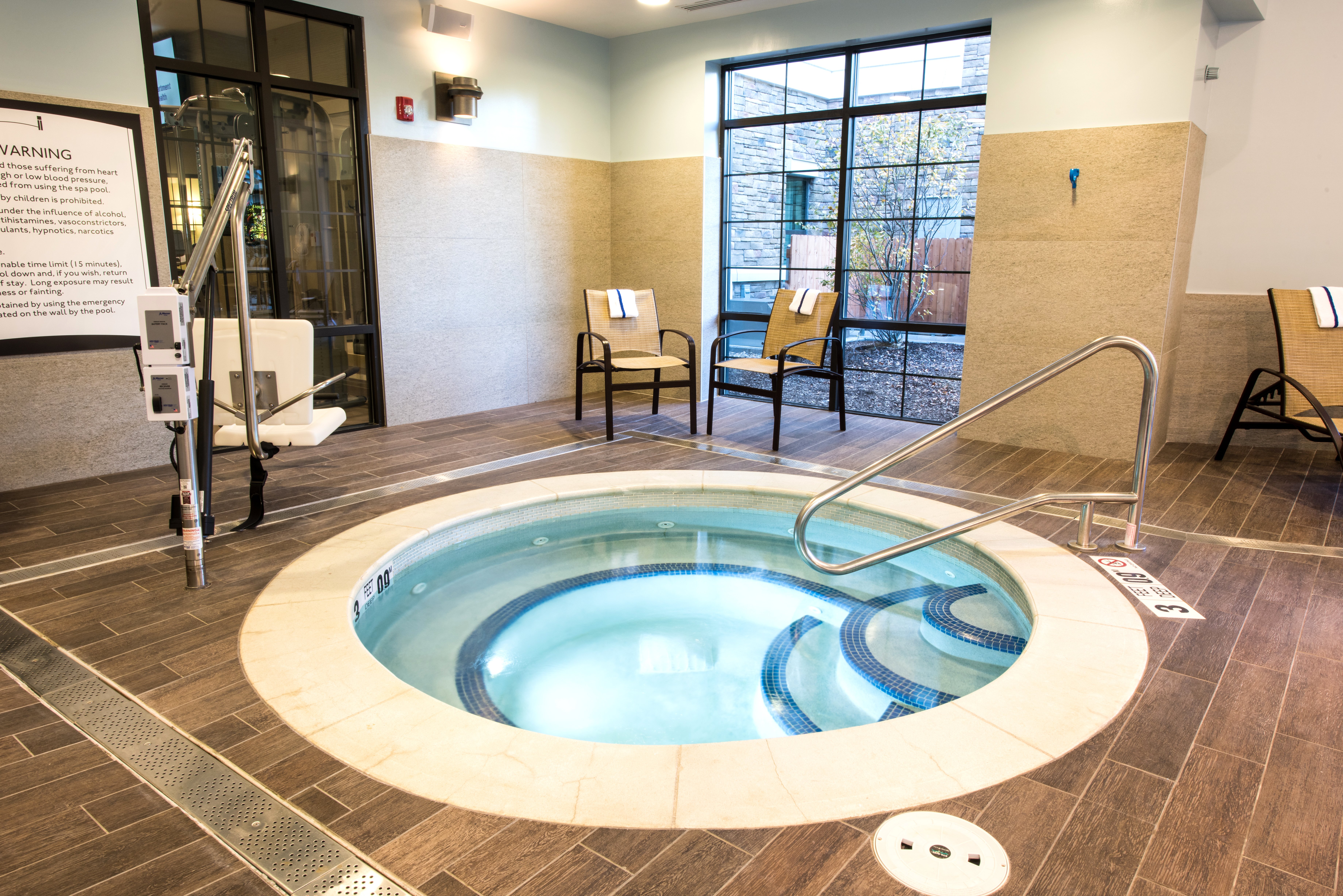 Staybridge Suites Albany Wolf Rd Colonie Center 18/50