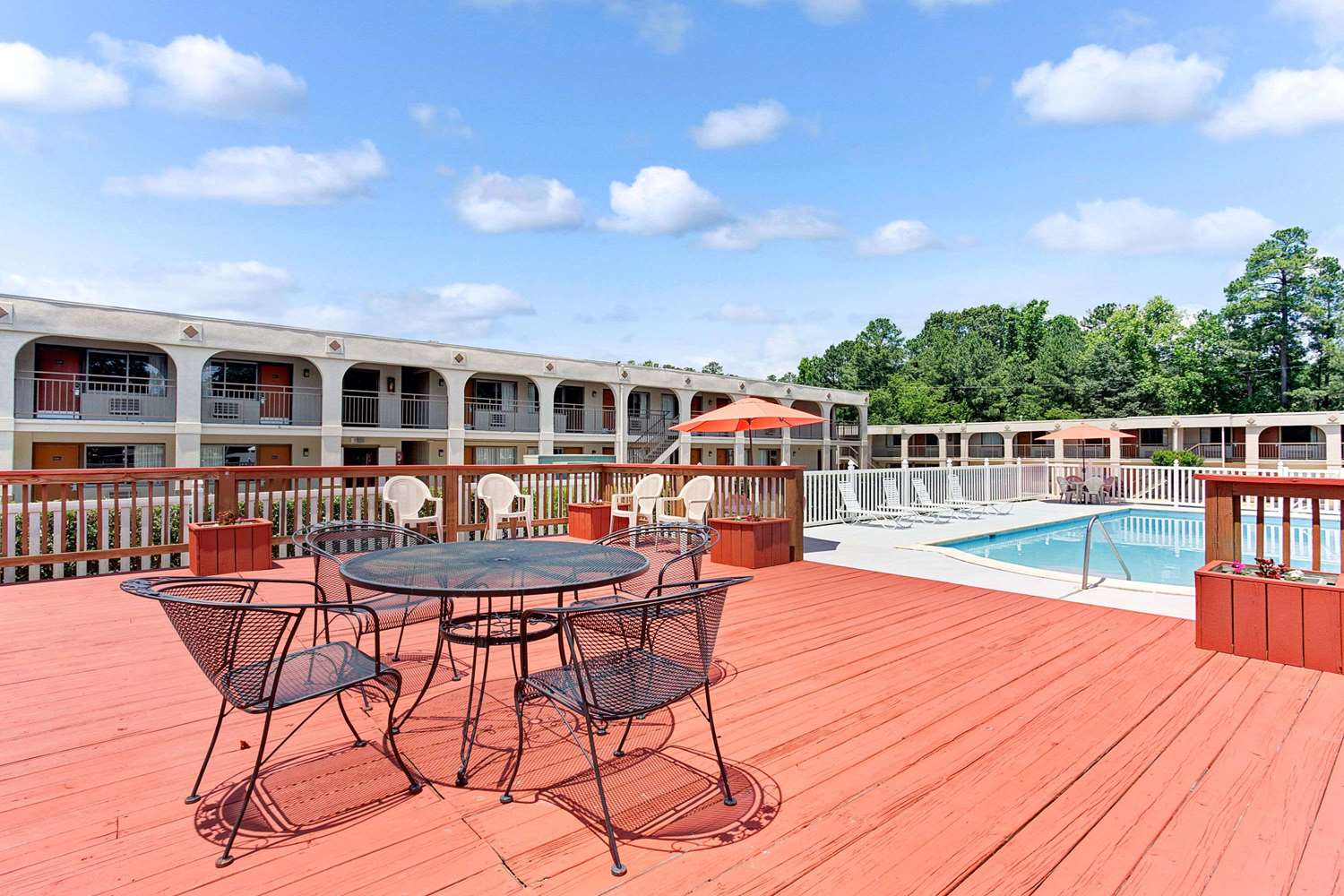Super 8 by Wyndham Williamsburg/Historic Area 21/26
