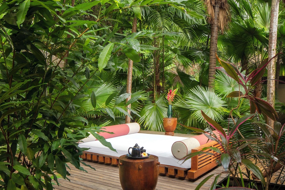 Anantara Maia Seychelles Villas 60/72