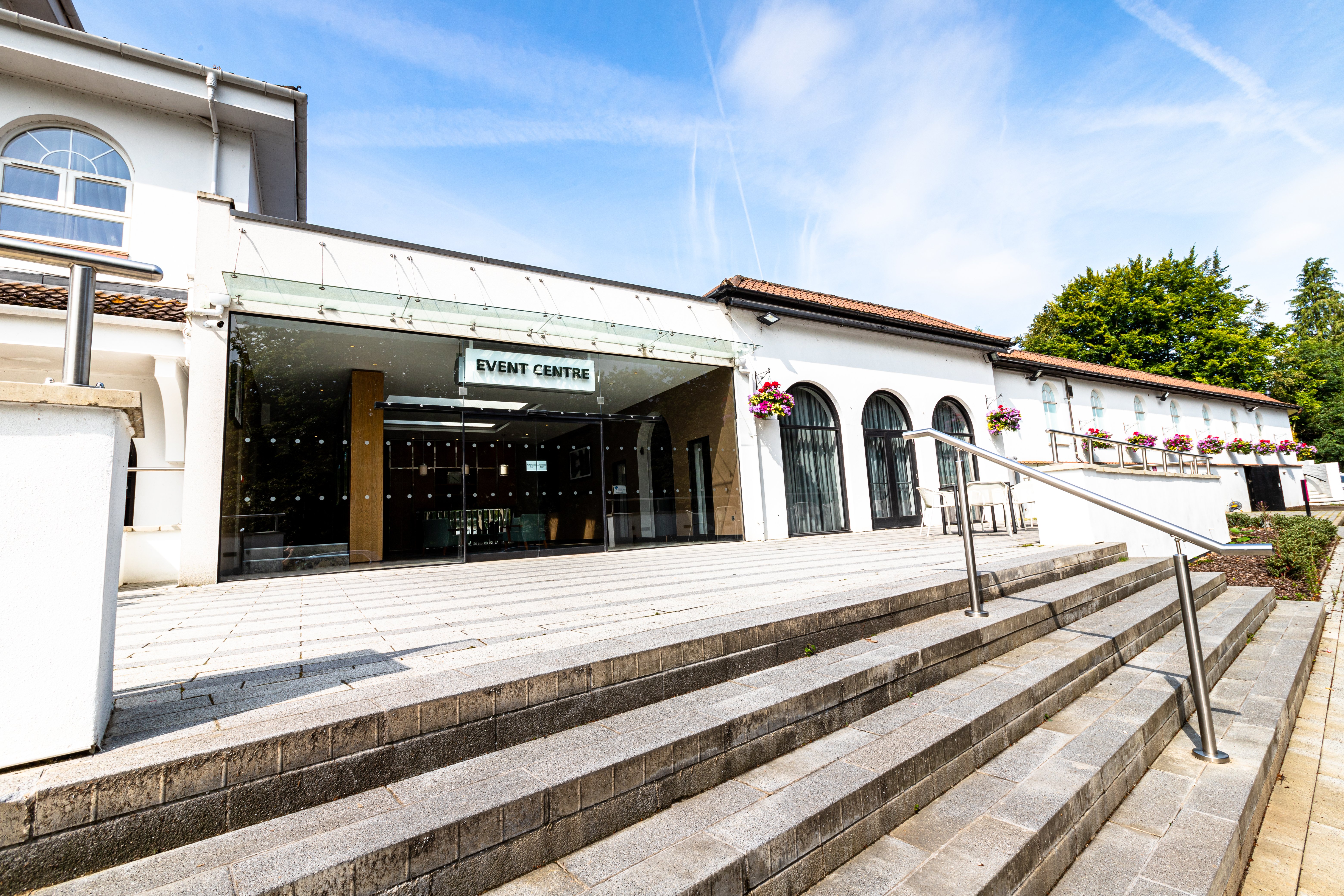 Crowne Plaza Gerrards Cross 45/50