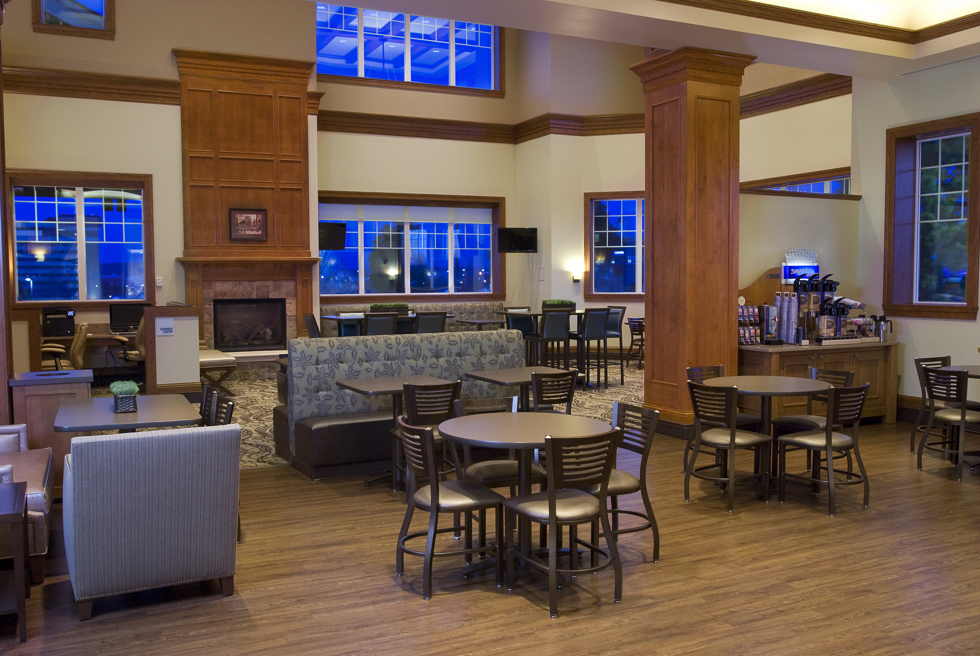 Holiday Inn Express Downtown Spokane 52/58