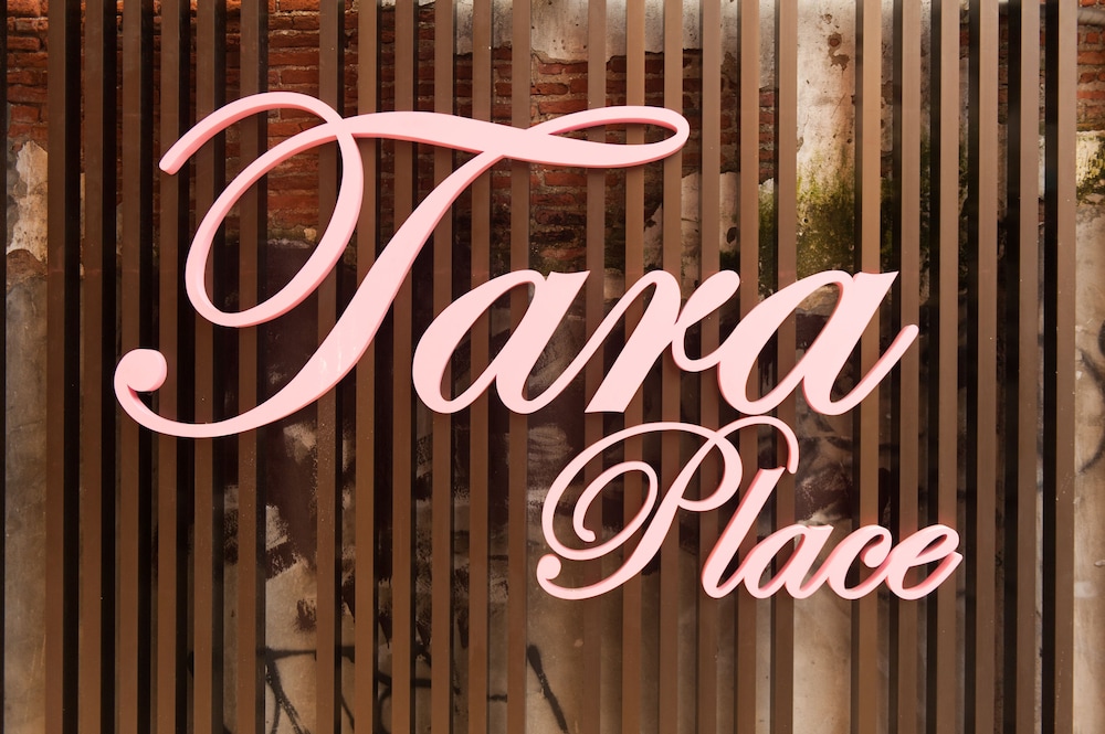Tara Place 38/54