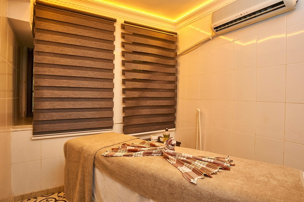 Amber Hotel Istanbul 36/64