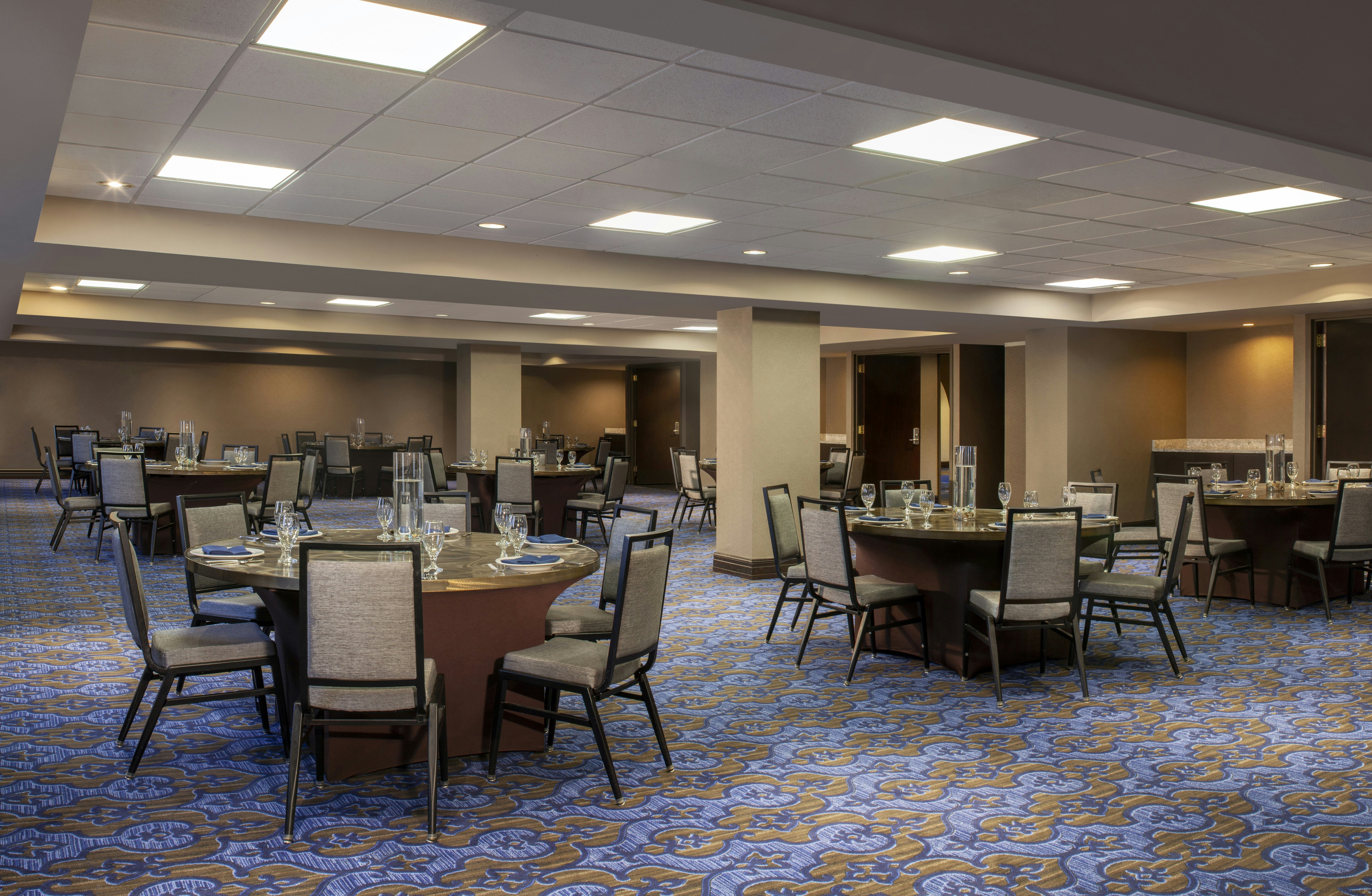 Hilton Fort Worth 40/44