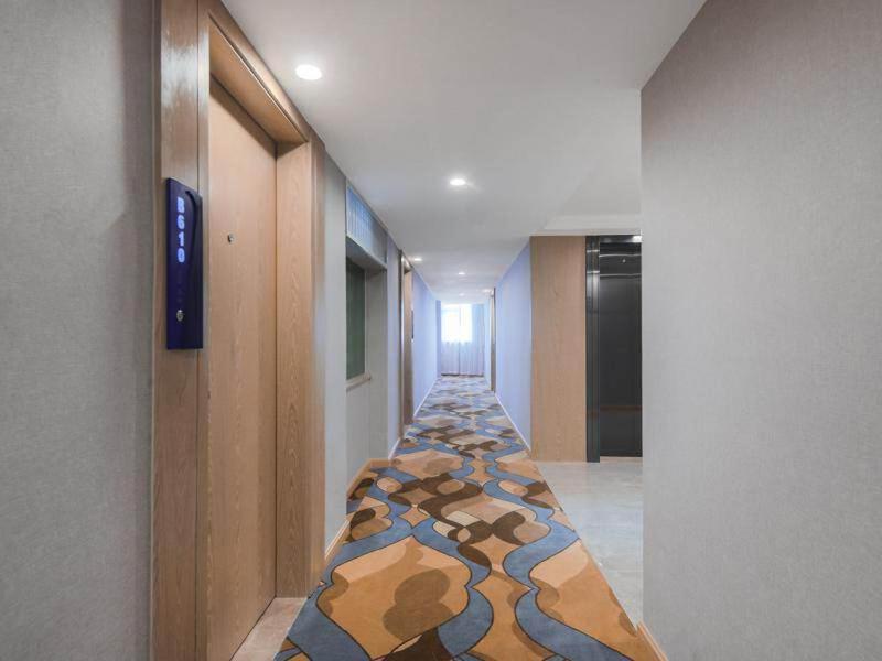 Kyriad Hotel (Shenzhen Guangming Zhenmei Subway Station Store) 17/25