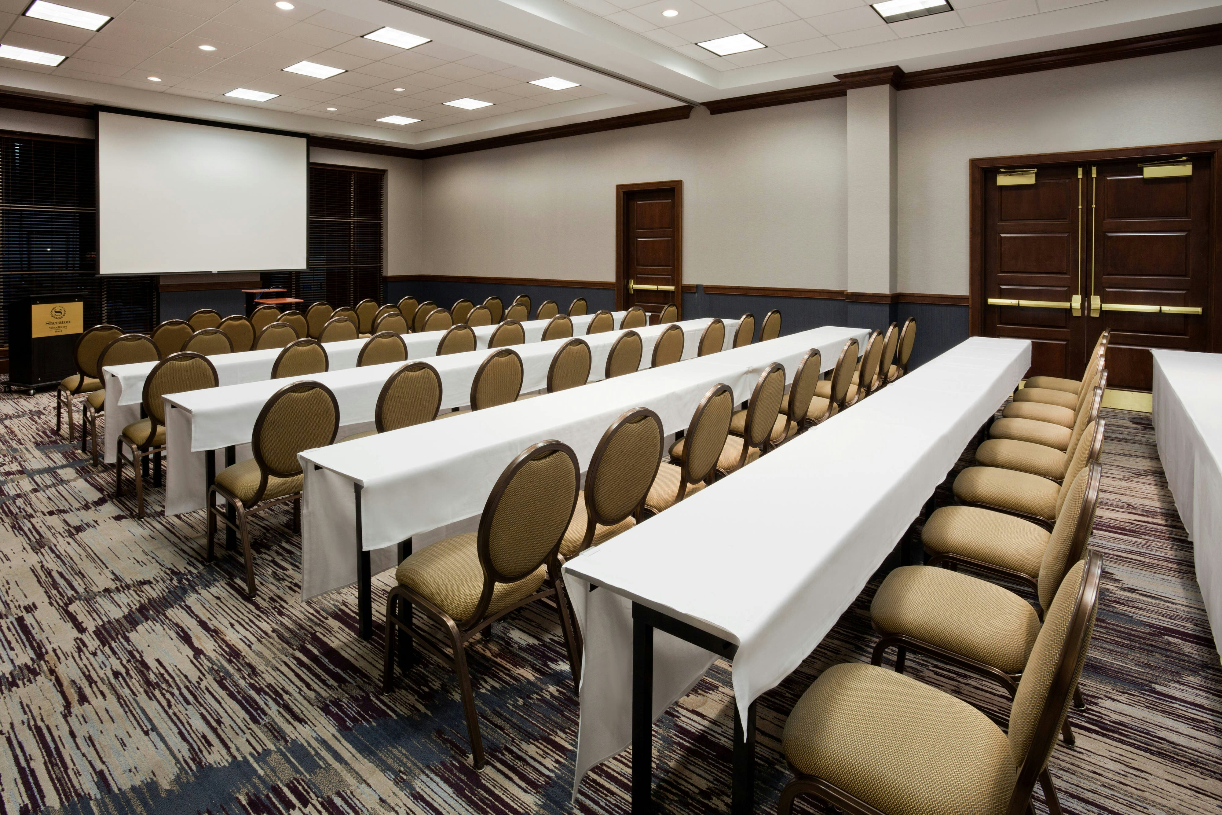 Sheraton St. Paul Woodbury Hotel 18/20